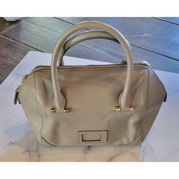 Tory Burch Handbag Light Gray Leather Gold Hardware Logo Shoulder Satchel Purse - Picture 3 of 11